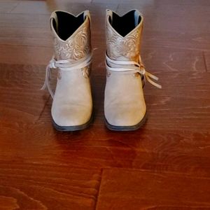 Dingo Womens Valerie Paisley Round Toe Western